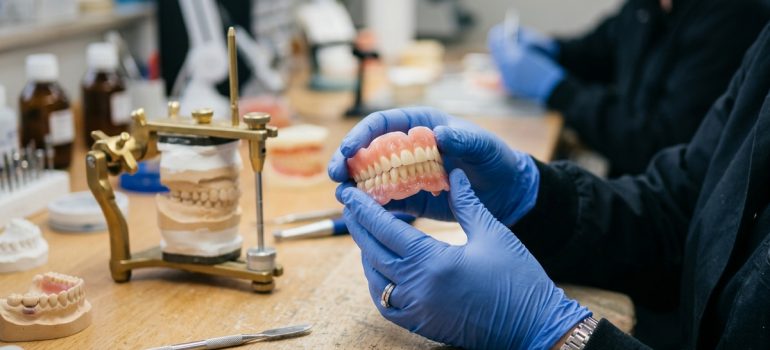 denture_removable_lab_1784555381539